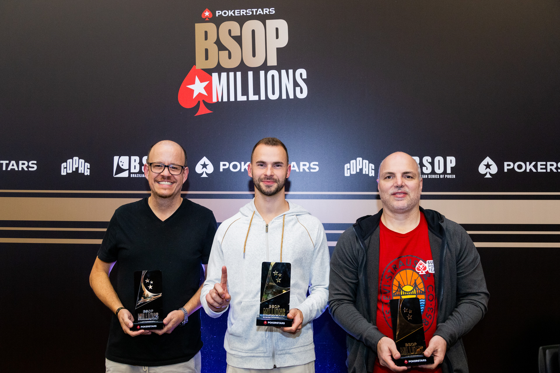 Pódio do 9-Game Cup do BSOP Millions 2024